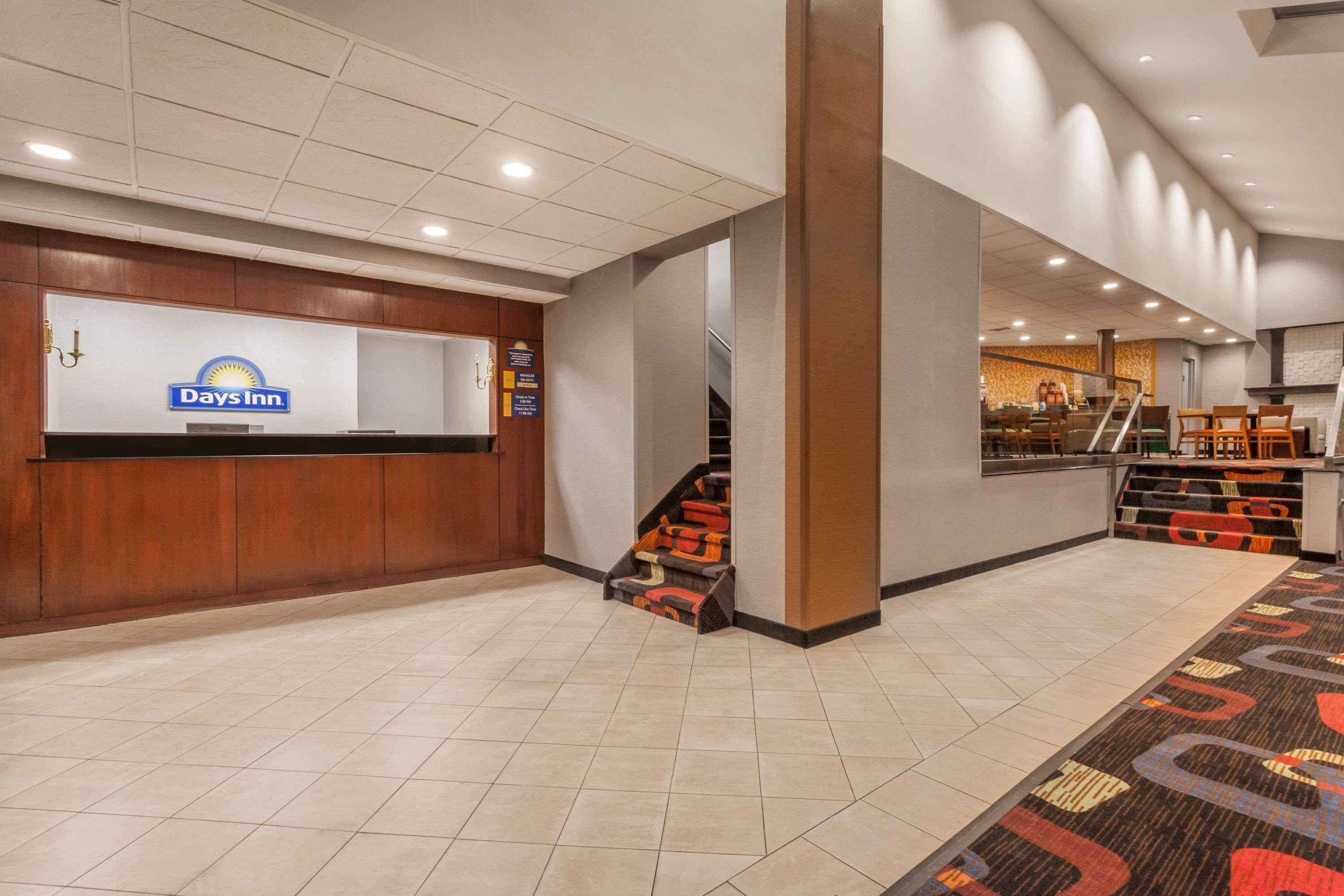 Days Inn By Wyndham Woodbury Long Island Exterior foto